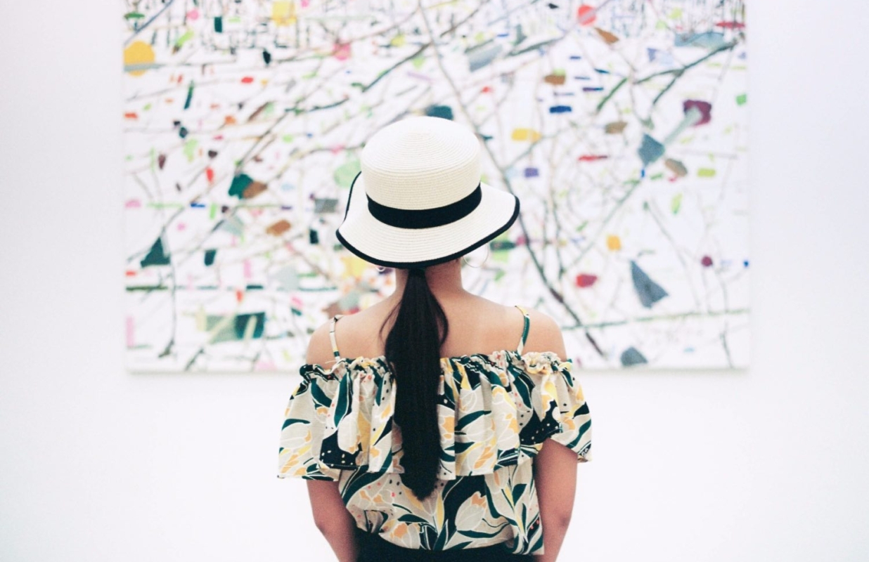 7 Ways to Get a Dose of Art and History from the Comfort of Your Couch