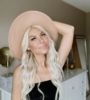 Holly Vanselow: How Instagram Became My Side Business