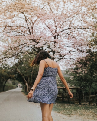 Five Ways to Wear a Dress in Fall and Not Freeze