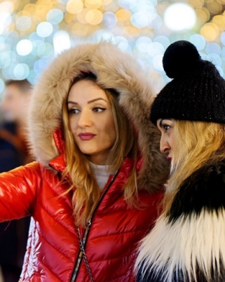 Nine Beauty Products Every Woman Should Keep in Her Purse During Winter